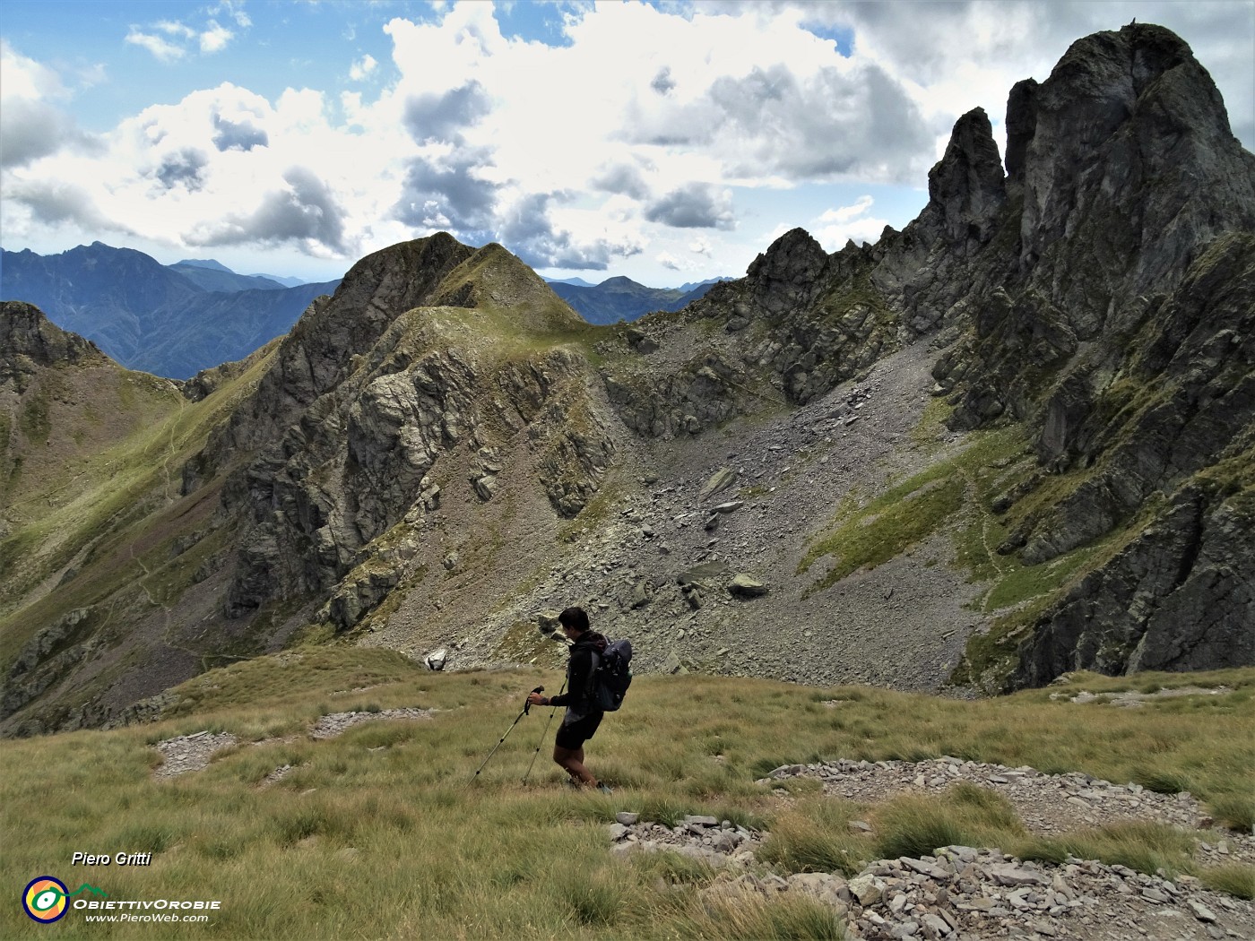 70 Scendiamo col Valletto in fronte.JPG
